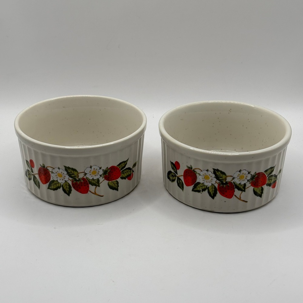Sheffield Strawberries n Cream Stoneware Ramekins Set of 2 Made in Japan 4 Inch